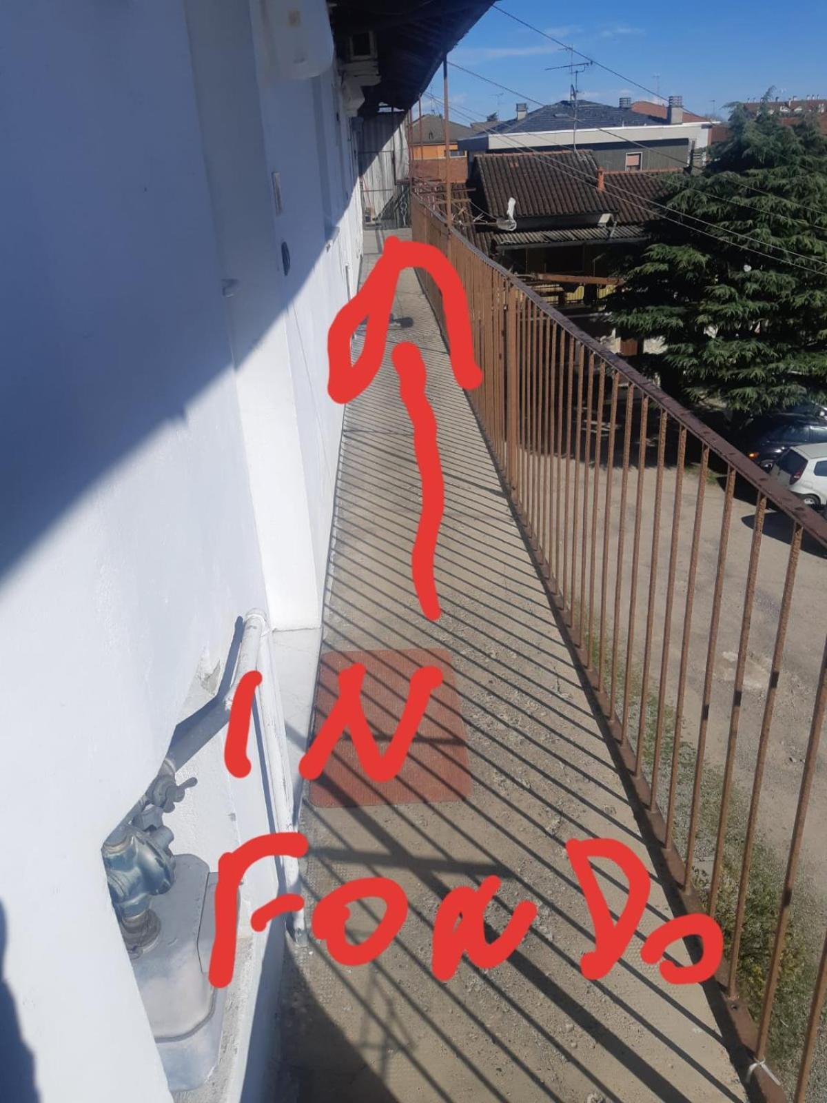 Affitti Brevi Ferrera Bilocale Ilenia 20 Minuti Da Rho Fiera E San Siro Apartment Bareggio Luaran gambar